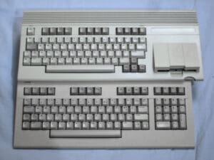 C65, Teil 4: Tastatur