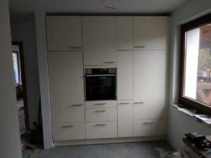 Kühlschrank-Einbausatz kam endlich an